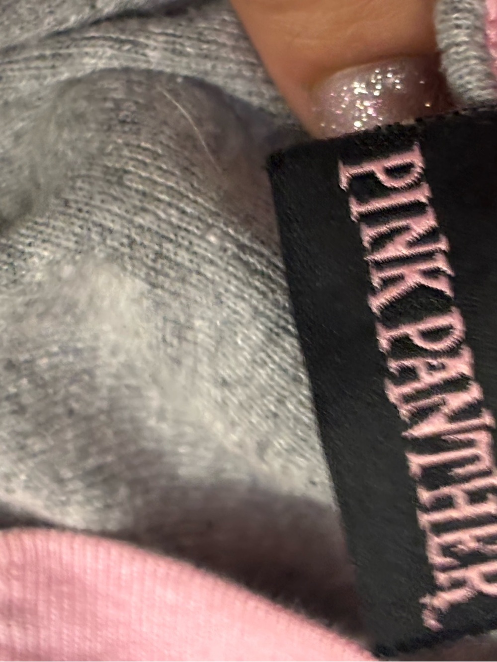 (2 for $40) Vintage 2005 Pink Pather Tshirt - Picture 4 of 5